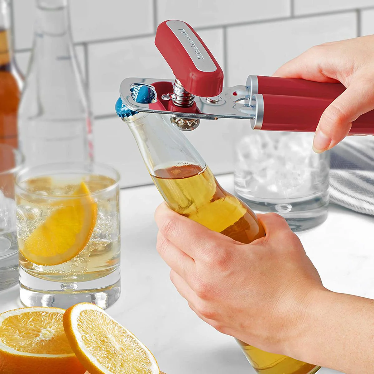 Abridor de Latas e Garrafas Clássico Vermelho KitchenAid - Image 4