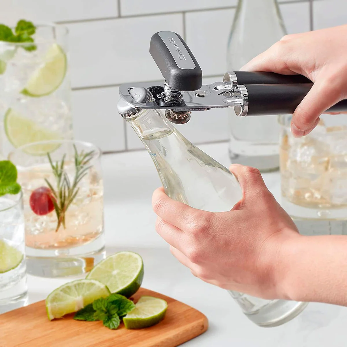 Abridor de Latas Soft Touch Preto KitchenAid - Image 4