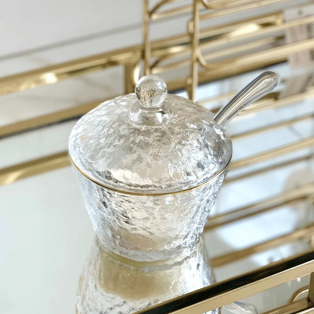 Açucareiro em Cristal de Chumbo Martelado com Colher com Borda Dourada Petra 10cm - Image 2