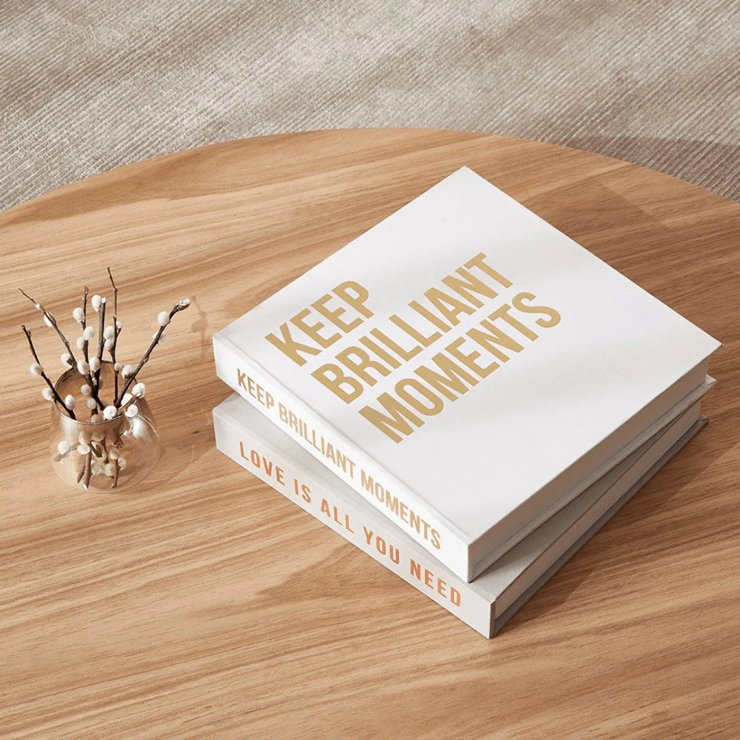 Caixa Livro All You Need Is Love Cinza E Rose Gold 30 x 30 x 5 cm - Image 2
