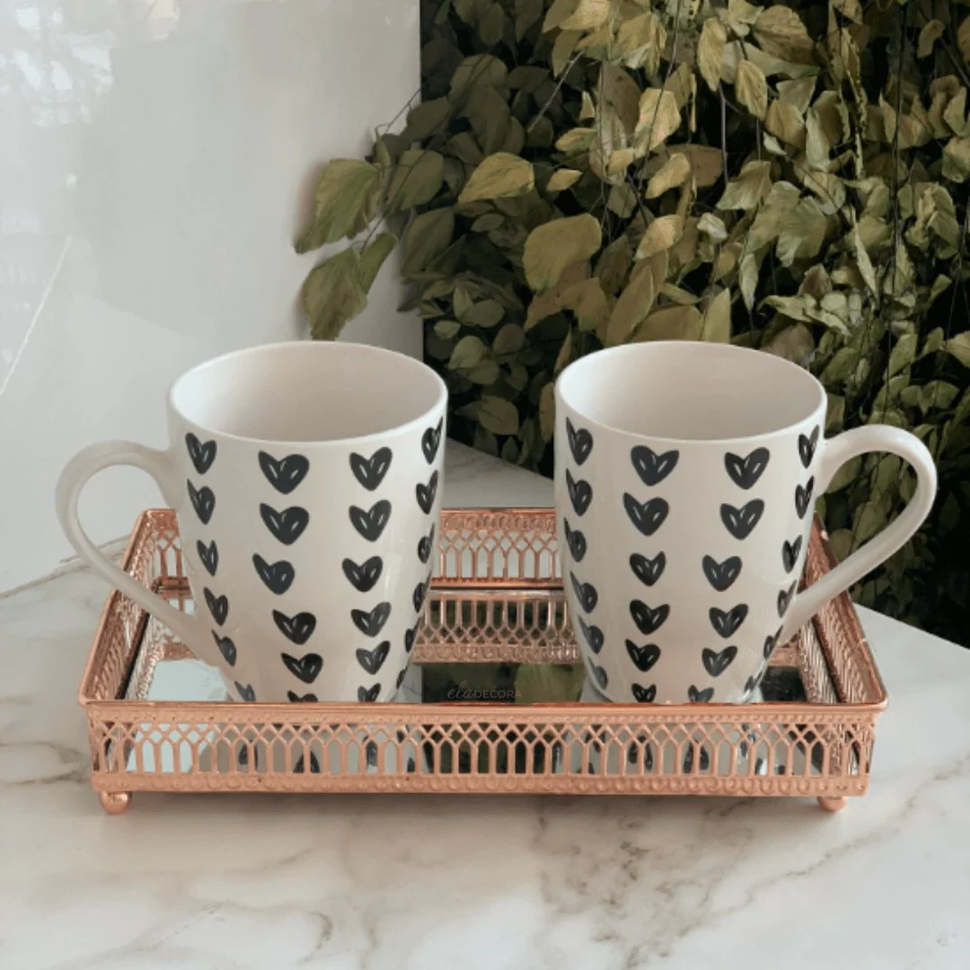 Caneca de Porcelana Cute Hearts Corações Preto e Branco 350ml - Image 6