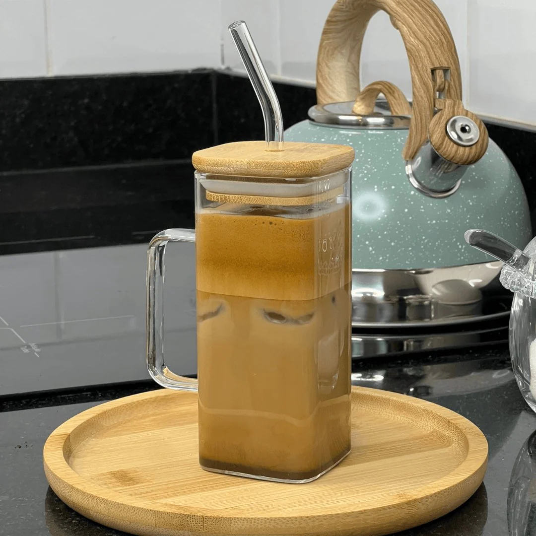 Caneca de Vidro com Canudo e Tampa de Bambu 400ml