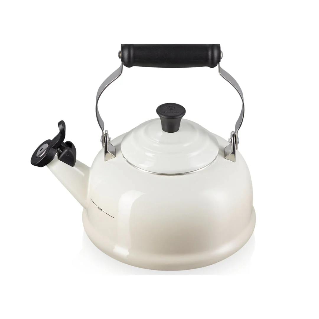 Chaleira Classica com Apito Meringue 1,6 Litros Le Creuset - Image 4