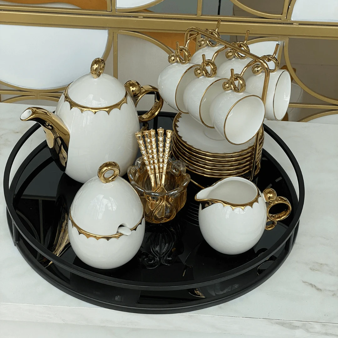 Conjunto Para Café Bule Açucareiro Leiteira Porcelana Dourado - 3 Peças - Image 3