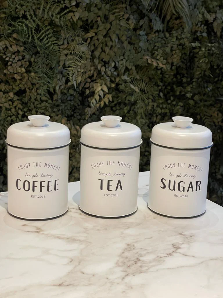Conjunto de Latas Herméticas Porta Condimentos em Metal Branco Sugar Coffee Tea - 3 Peças - Image 3