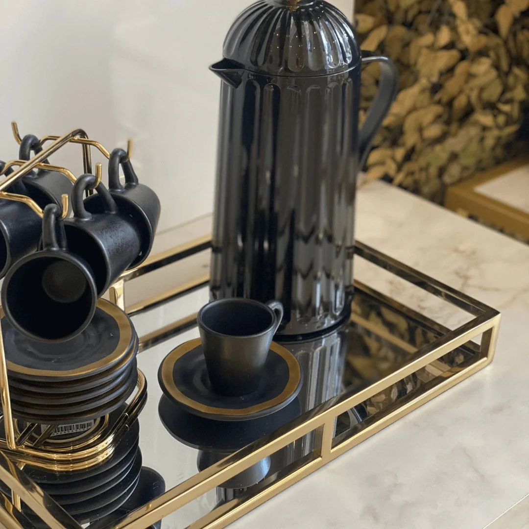 Conjunto de Xícaras de Café com Pires Preto Filete Amassada - Image 3