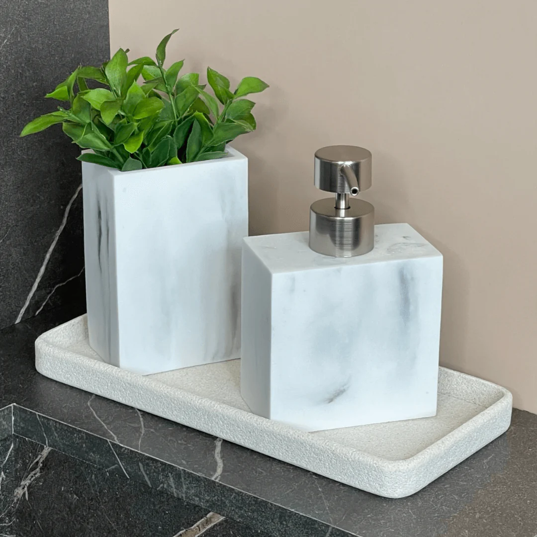 Dispenser Porta Sabonete Liquido em Poliresina Branco Marmorizado 15cm