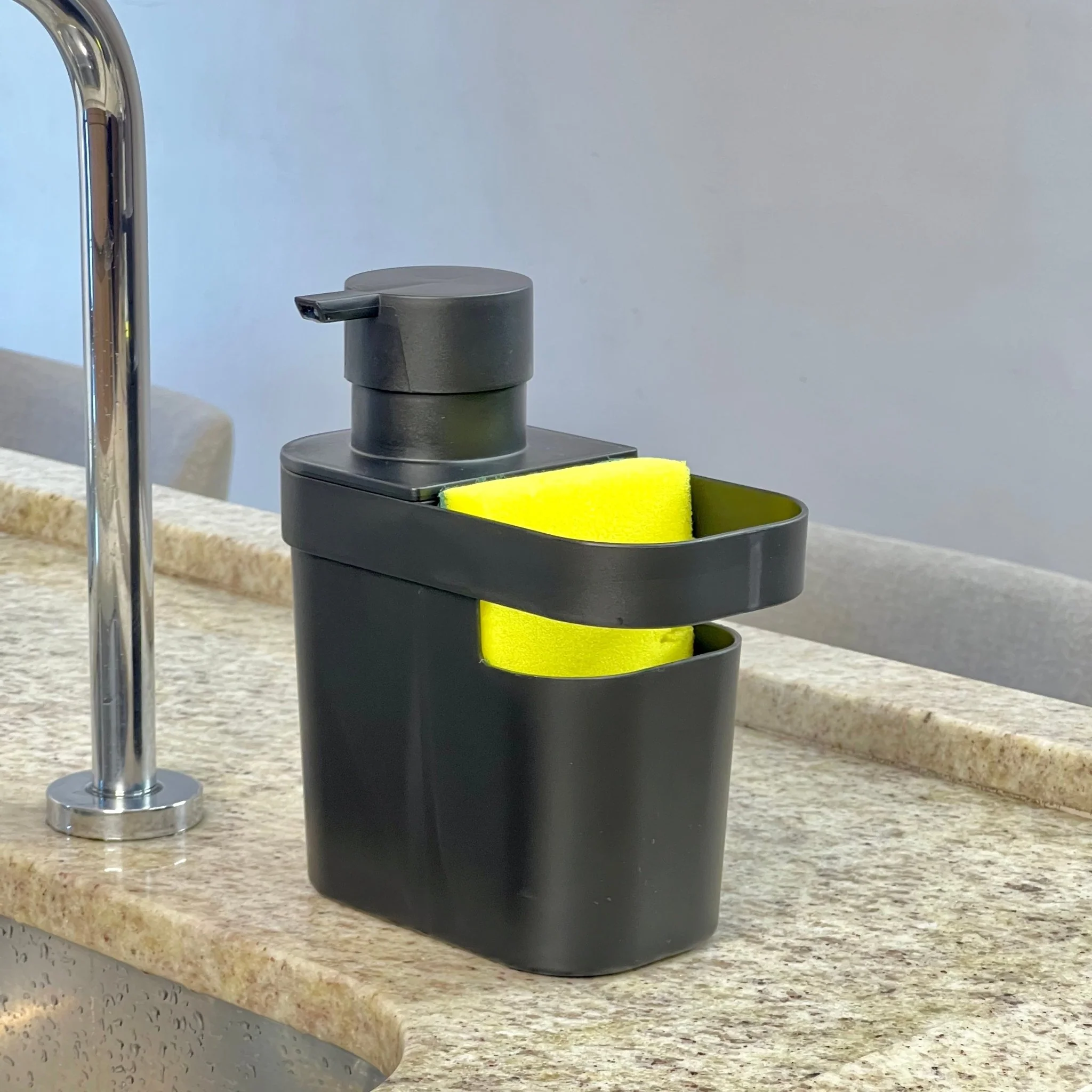 Dispenser Porta Detergente e Organizador de Pia Trium Preto 650 Ml