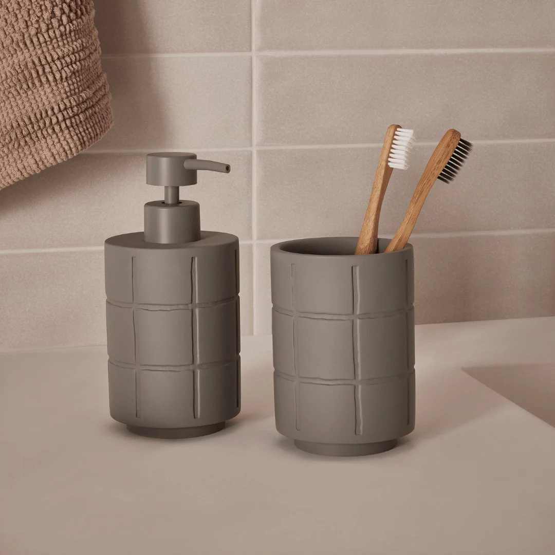 Dispenser Porta Sabonete Liquido em Cimento - Image 3