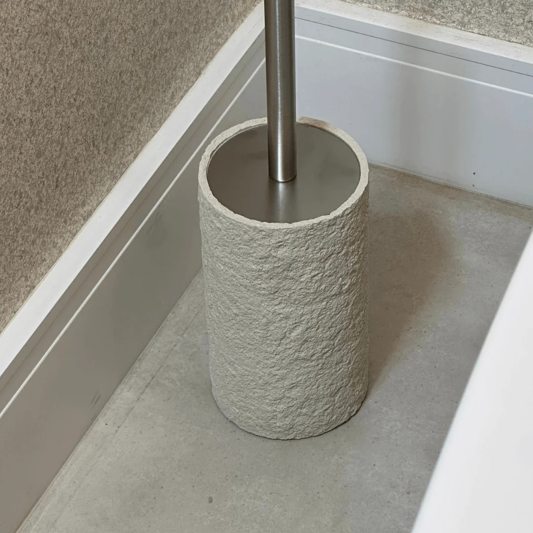 Escova Sanitára em Polirresina Branca 37cm - Image 3