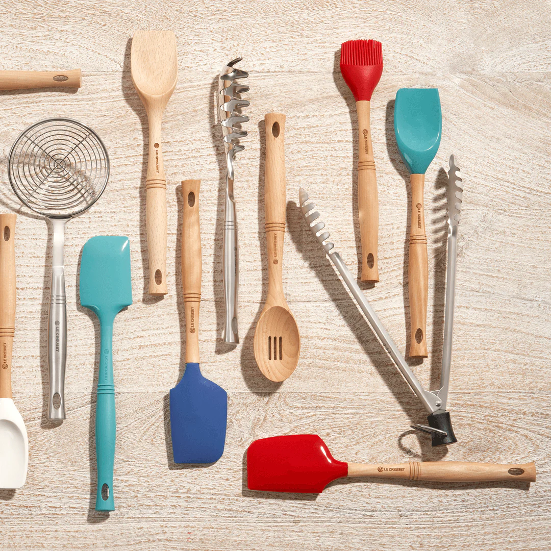 Espátula Grande Silicone Vênus Vermelha Le Creuset - Image 4