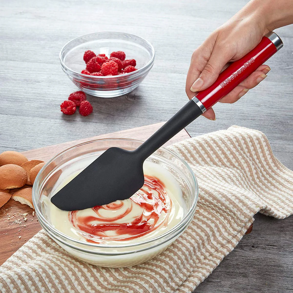Espátula Pão Duro Silicone  Vermelho e Preto KitchenAid - Image 3