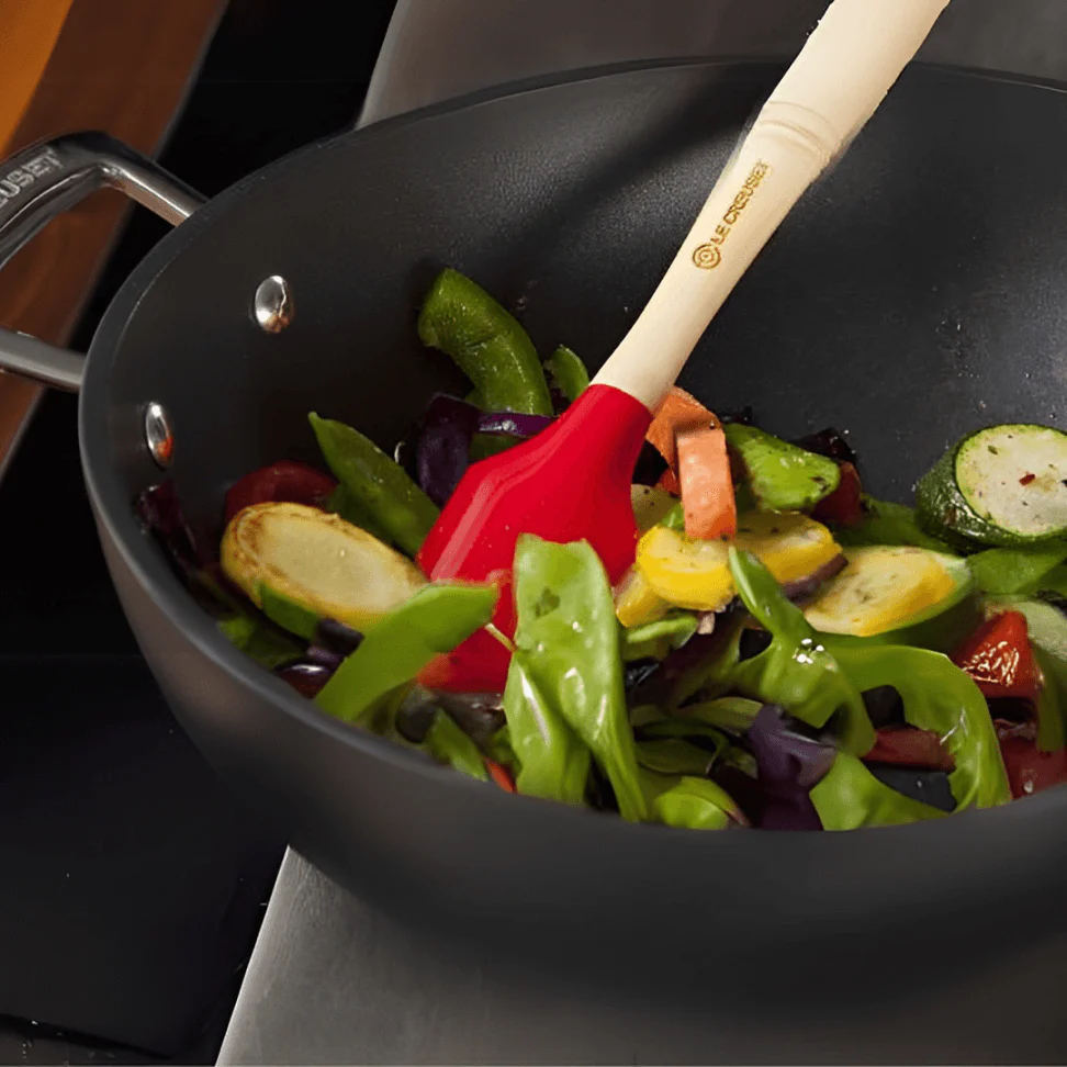 Espátula Pequena Silicone Vênus Vermelha Le Creuset - Image 5