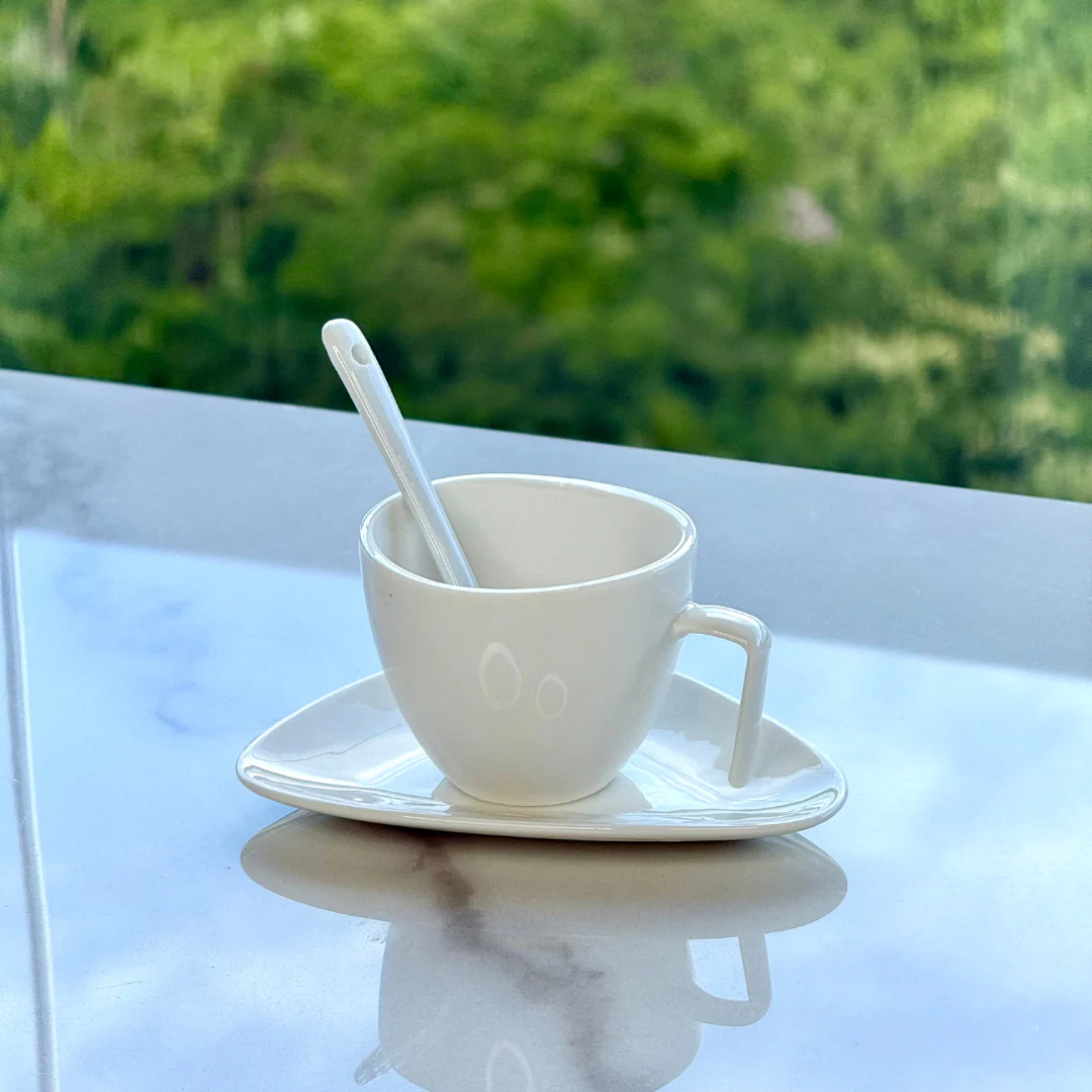 Jogo 6 Xicaras de Café com Colher em Porcelana Branca 80ml - Image 2