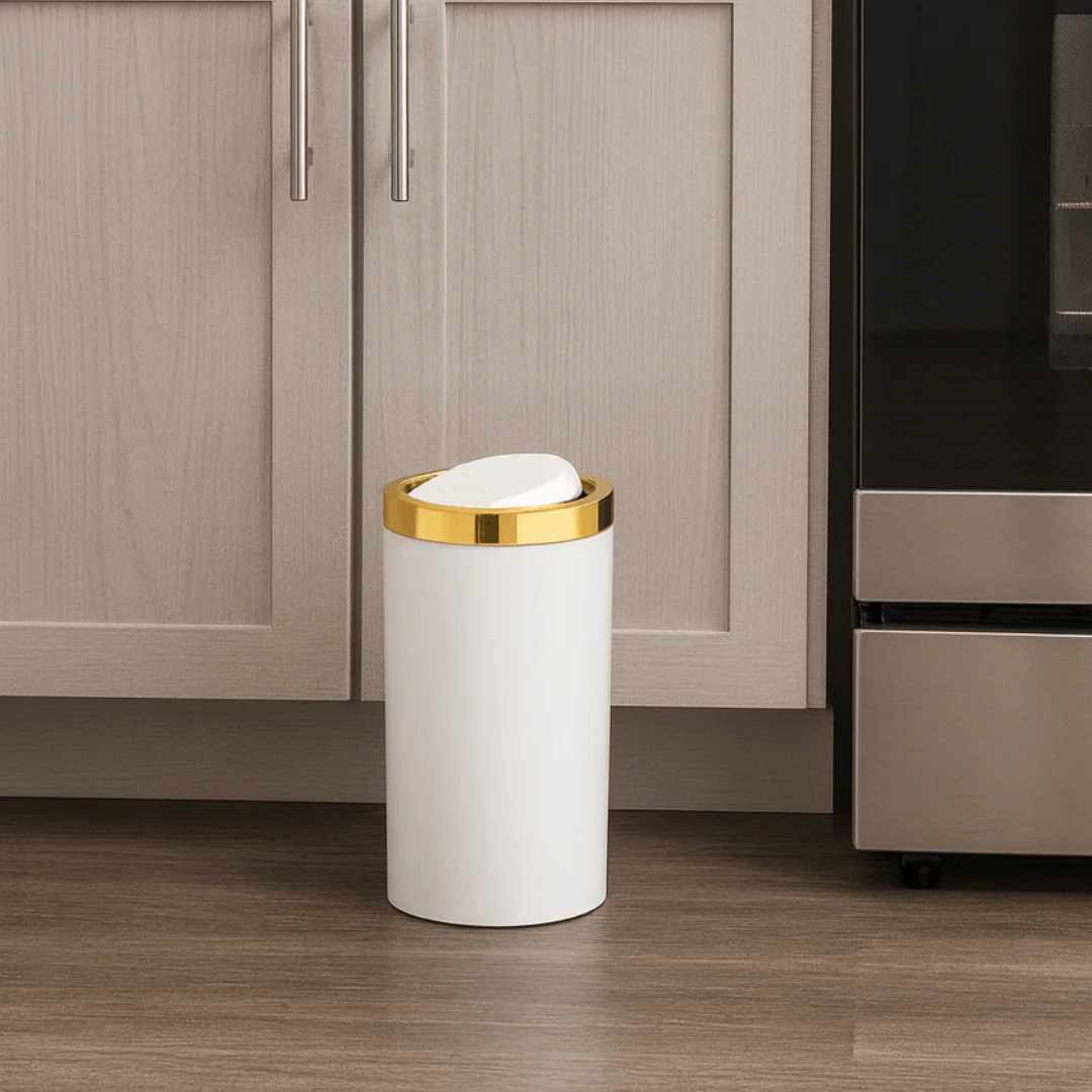 Lixeira Basculante 8 Litros Branca com Dourado