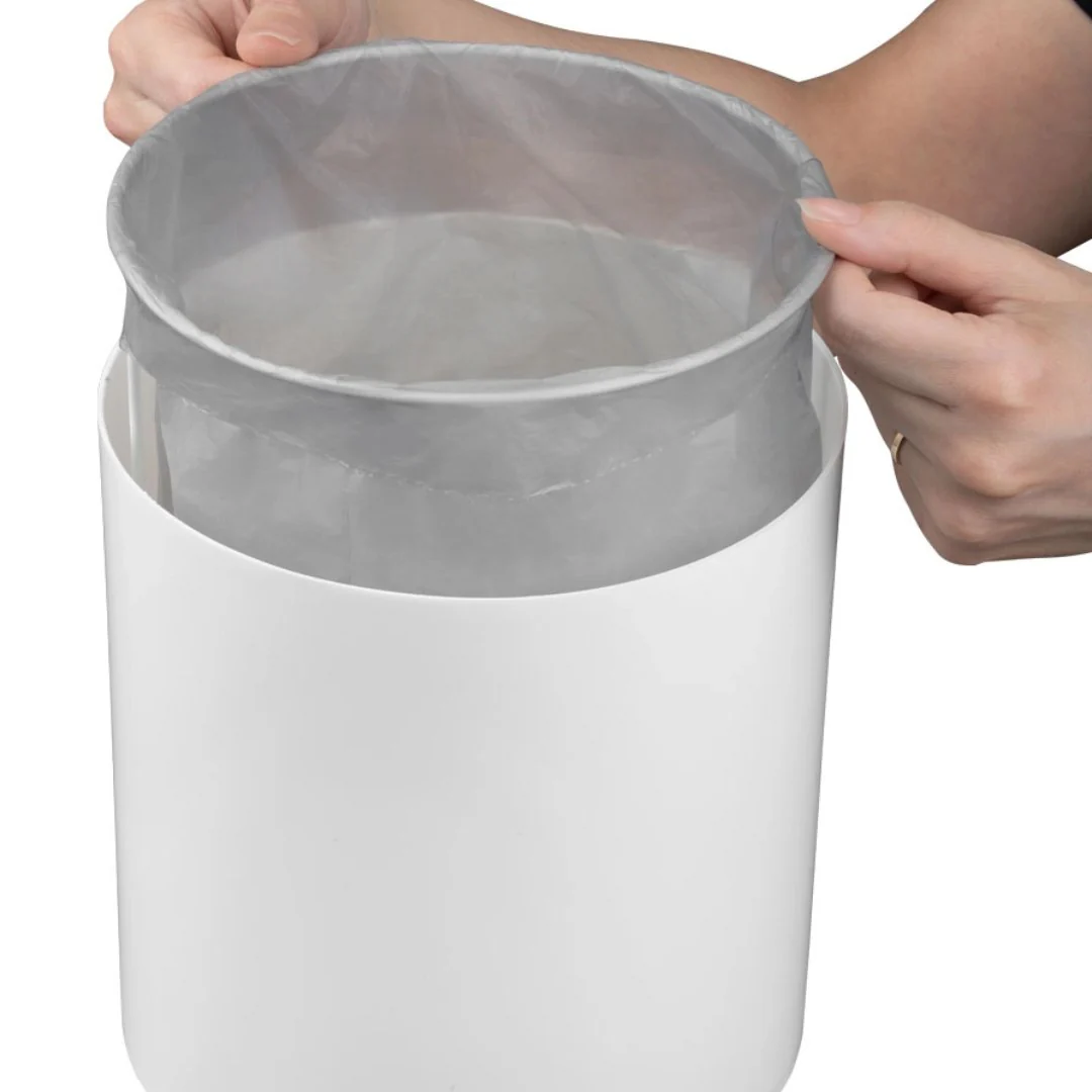 Lixeira Preta com Tampa Dourada 5 Litros - Image 6