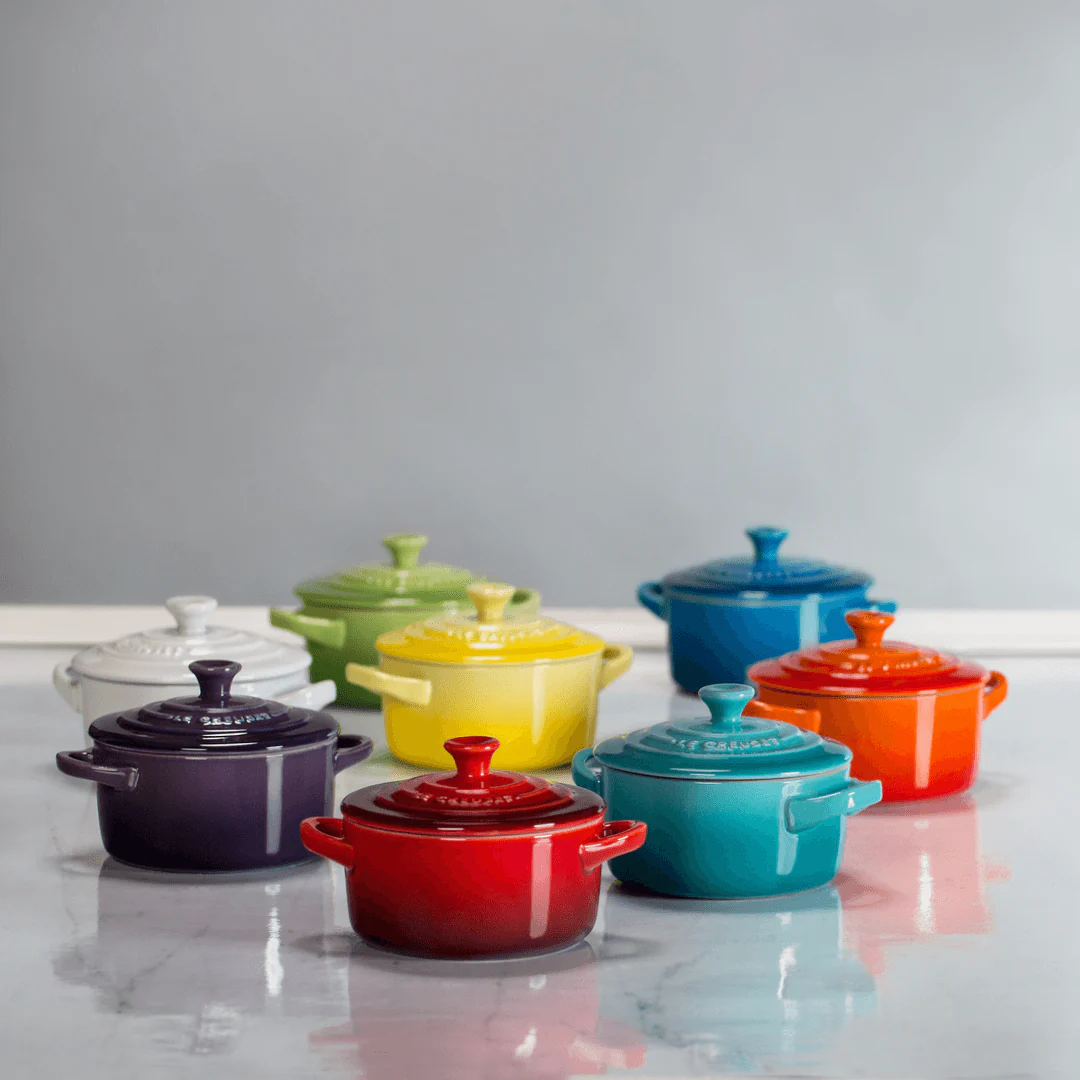 Mini Cocotte Caçarola Cerâmica Azul Marseille com Pegador Preto 14cm Le Creuset - Image 6