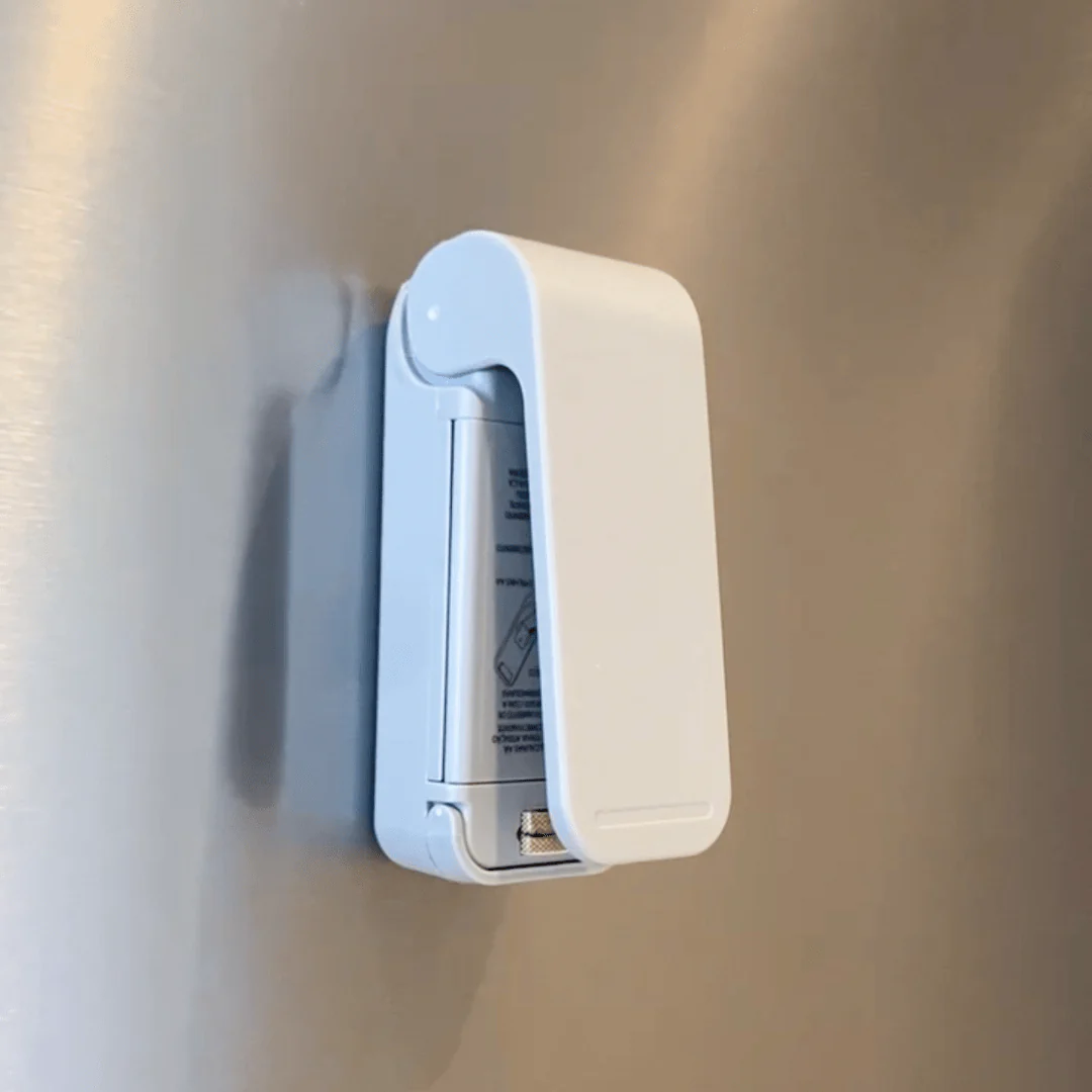 Mini Seladora de Embalagem em Plástico com Imã Cinza - Image 2