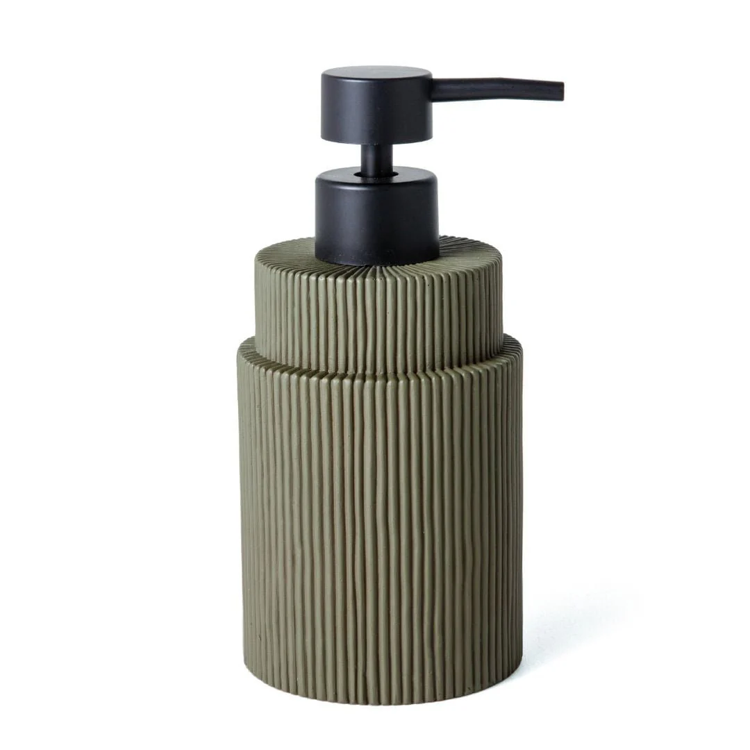 Porta Sabonete Líquido Canelado em Cimento Verde Militar 16,5cm