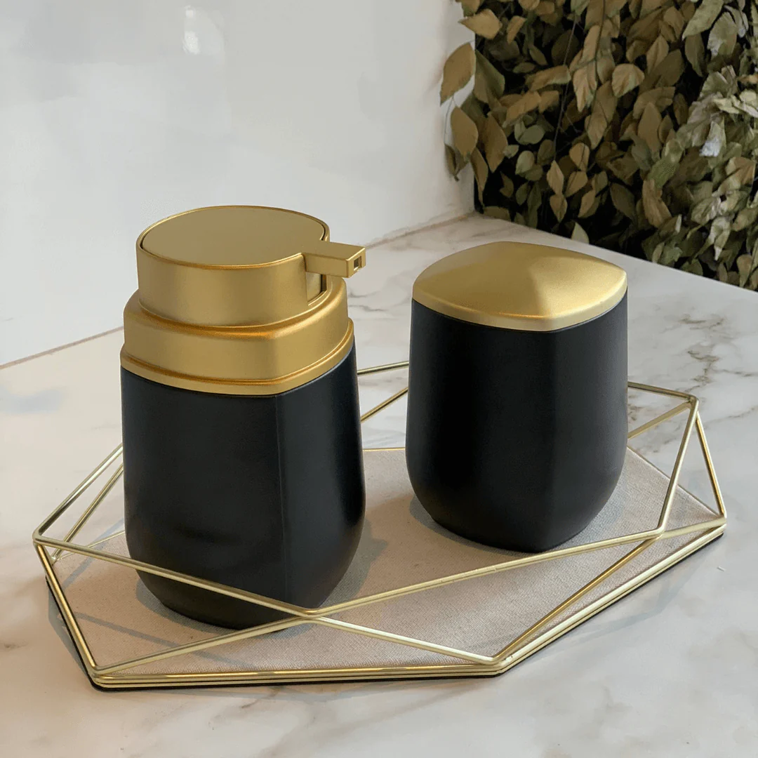 Porta Sabonete Líquido Preto e Dourado Fosco Linha Conceito - 450ml - Image 3