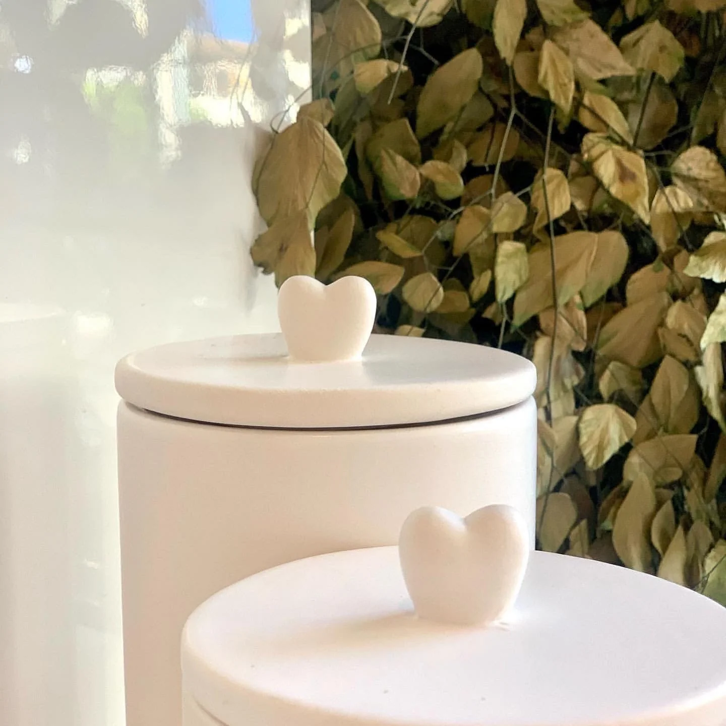 Pote Decorativo de Cerâmica Heart Coração Branco 15cm - Image 4