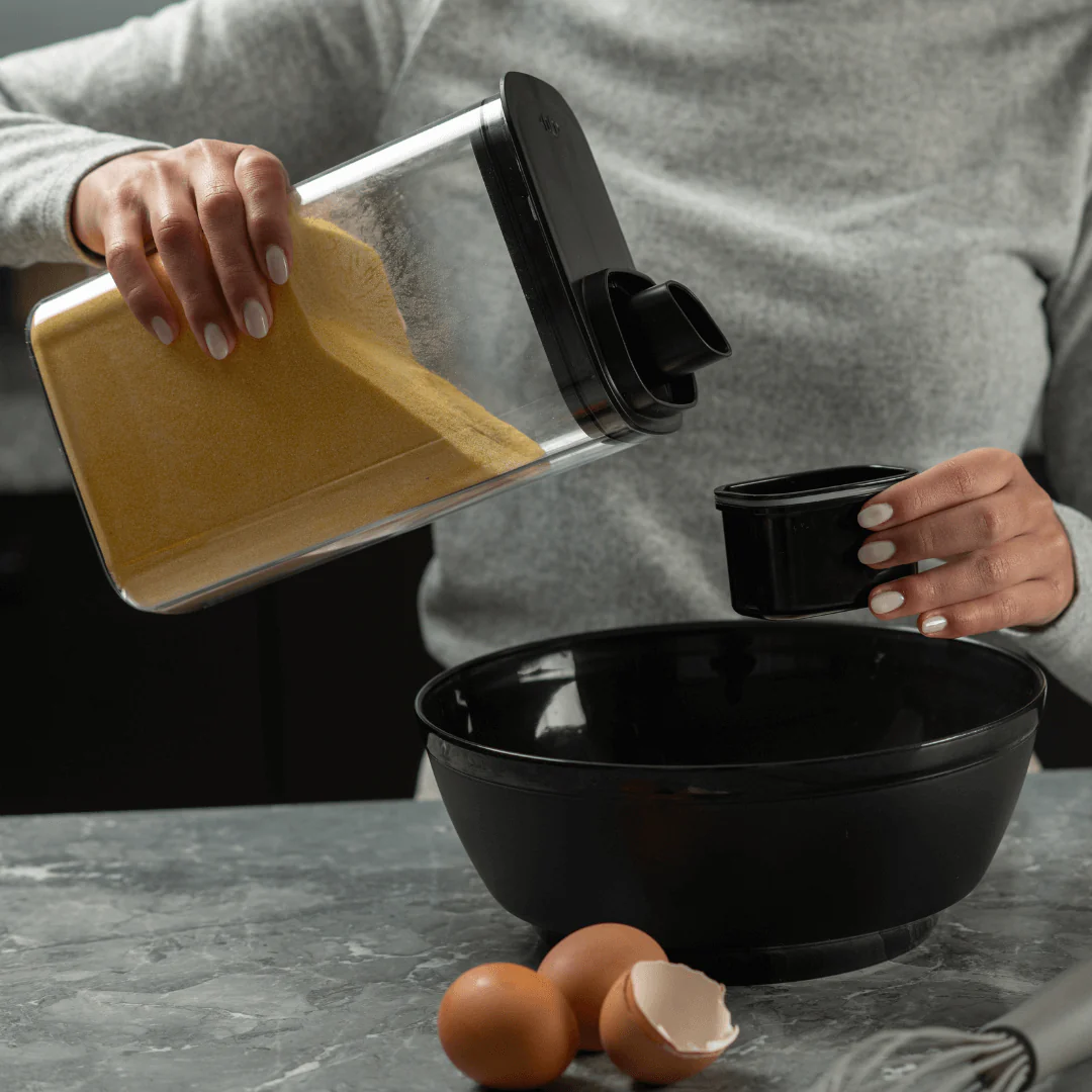 Pote Hermetico com Medidor Drop Preto 2,3L - Image 3