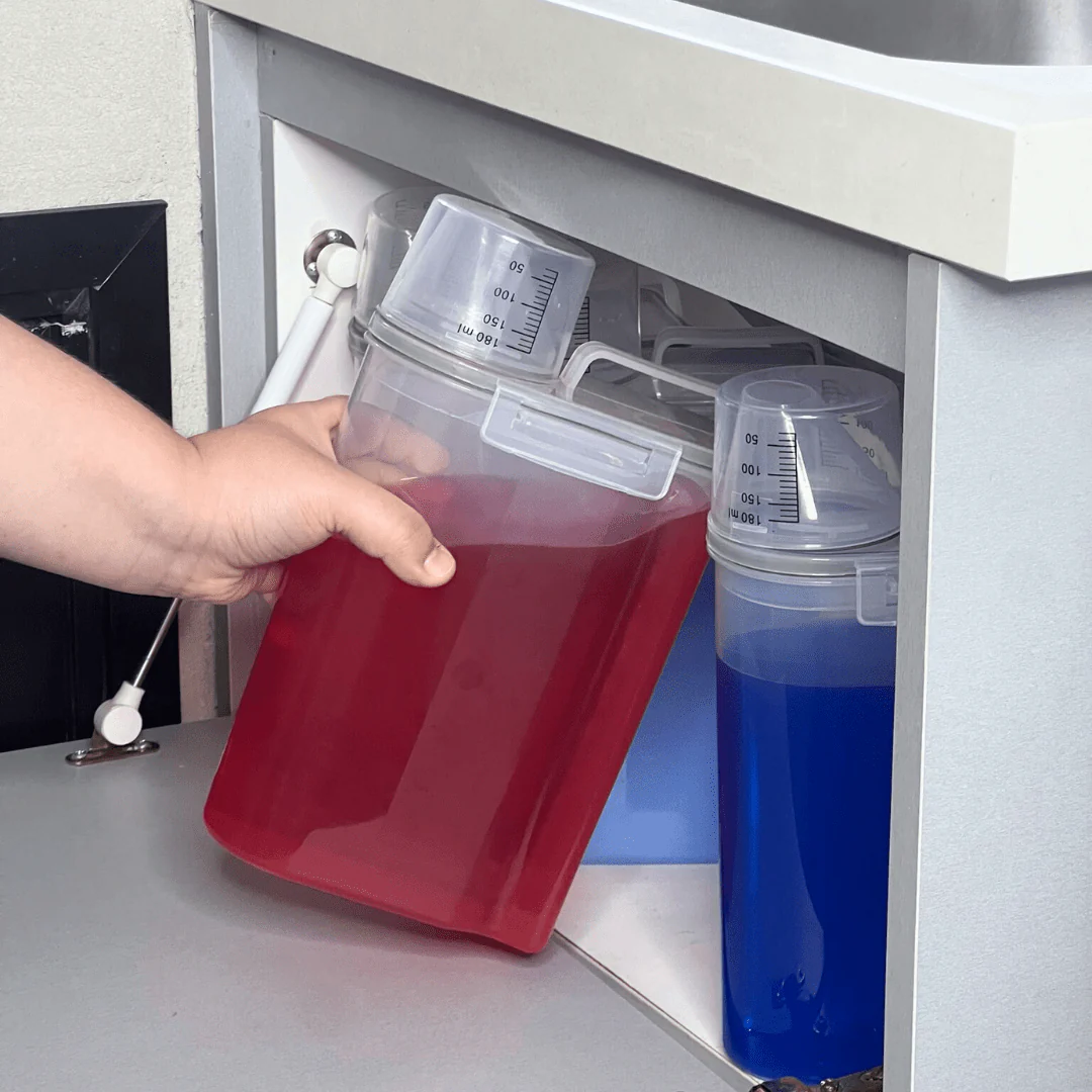 Pote Hermético Porta Mantimento com Copo Medidor de Plástico 2,5L - Image 4