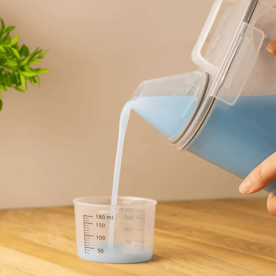 Pote Hermético Porta Mantimento com Copo Medidor de Plástico 2,5L - Image 6