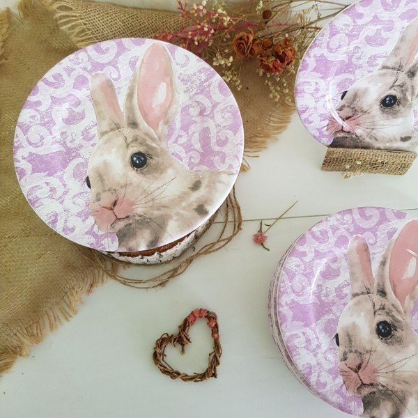 Prato para Doce Sweet Easter Pascoa Branco e Roxo 20cm - Image 3