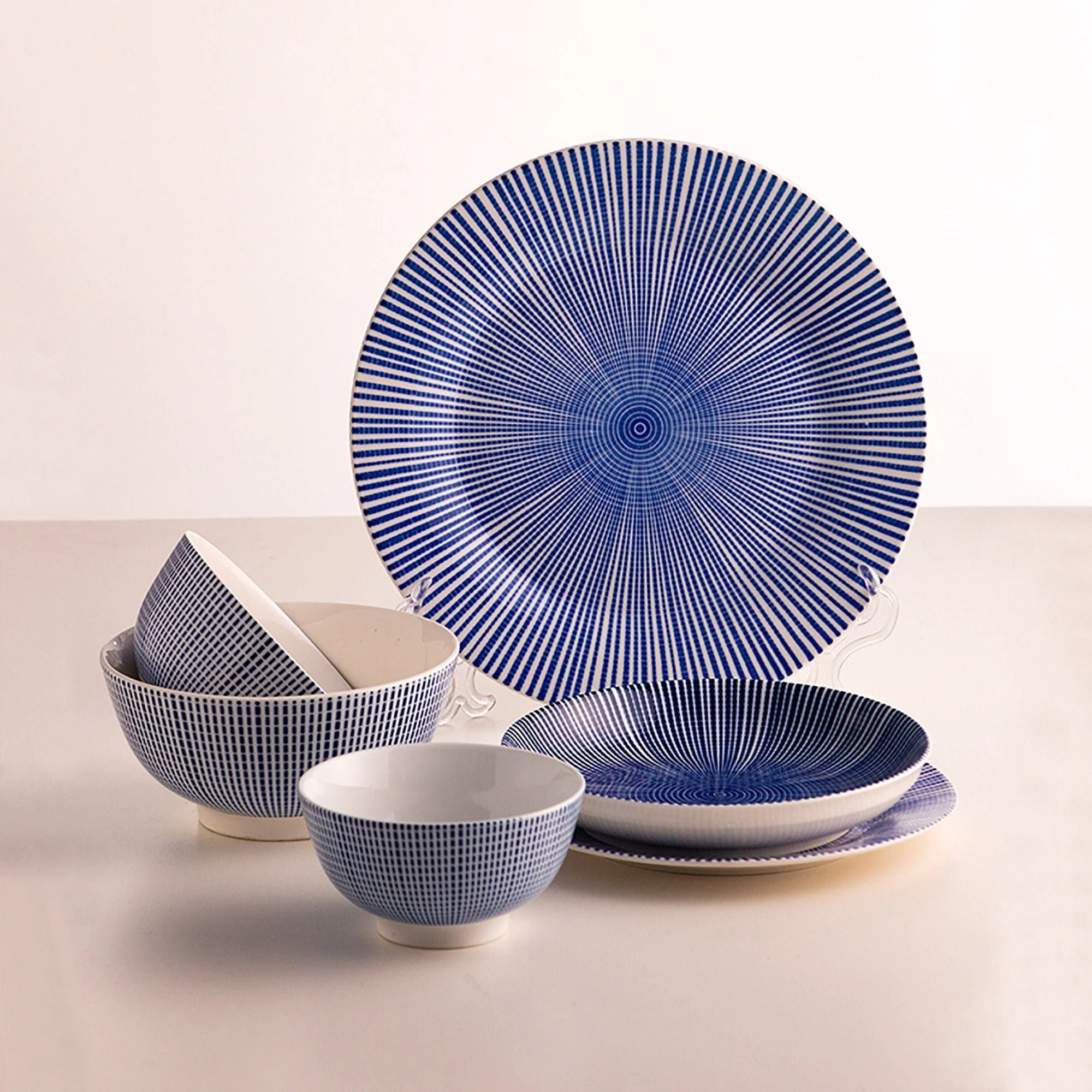 Prato para Sobremesa de Porcelana Atlantis Azul 18 cm x 3,5cm - Image 5