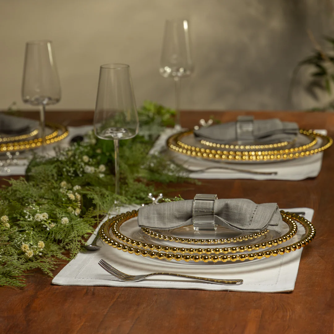 Prato Raso Cristal com Borda Bolinha Dourada Pearl - 28 cm - Image 4