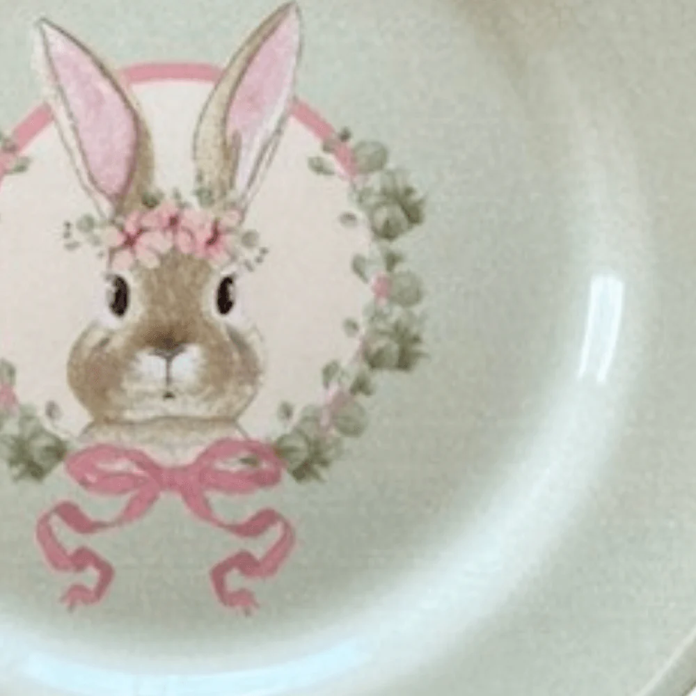 Prato Sobremesa Cerâmica Feldspática Páscoa Bunny Decor Verde - 19,5 cm - Image 3