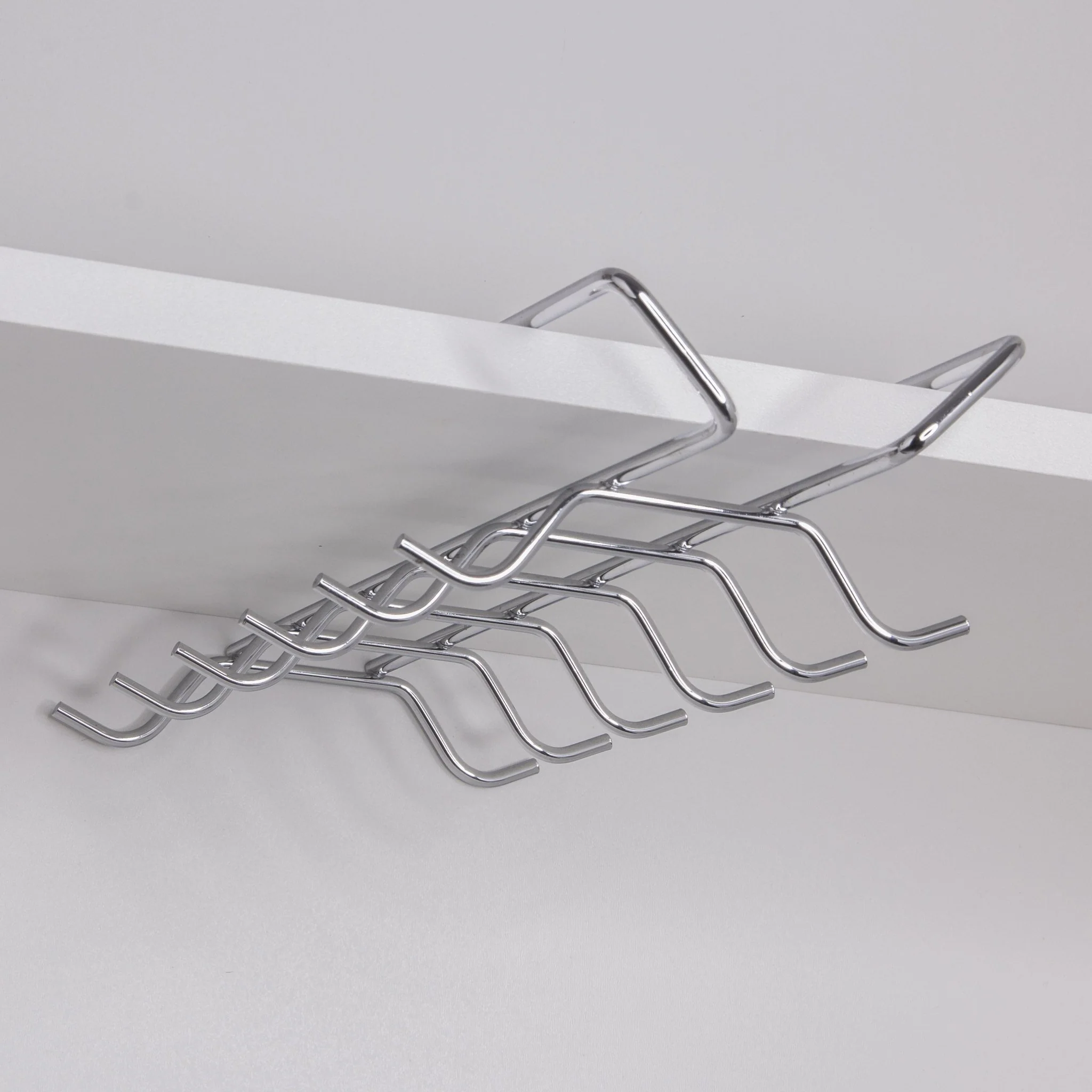 Suporte para Xícaras de Encaixar no Armário Cromado - Image 3