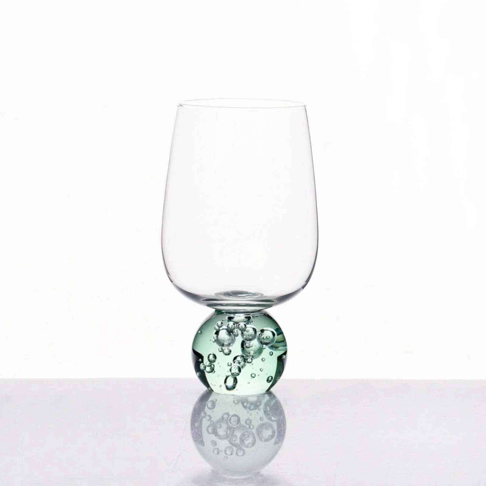 Taça Copo para Vinho com Base Esfera Transparente e Verde 540ml - Image 7