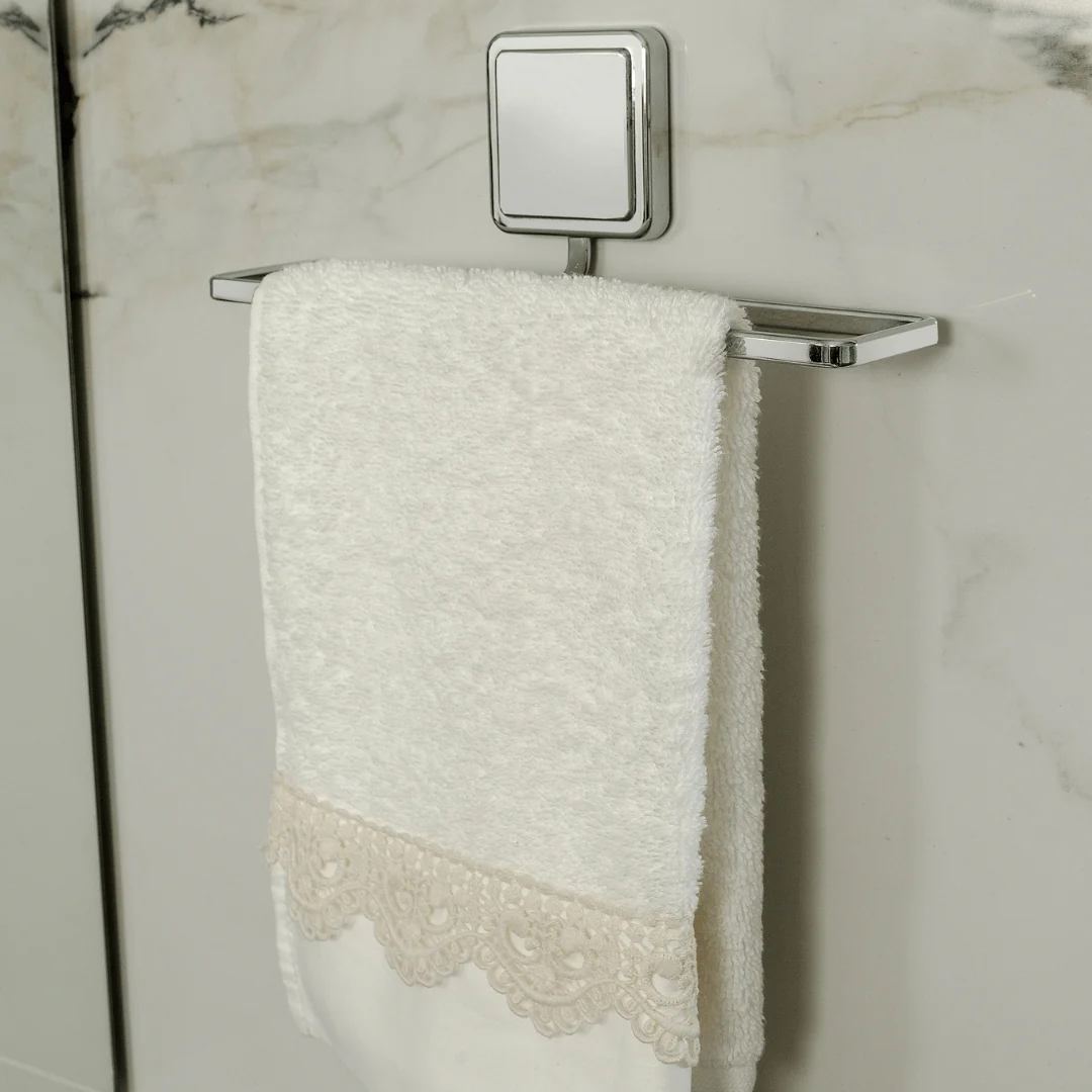 Toalheiro Porta Toalha de Lavabo Fixação por Adesivo Cromado 25cm