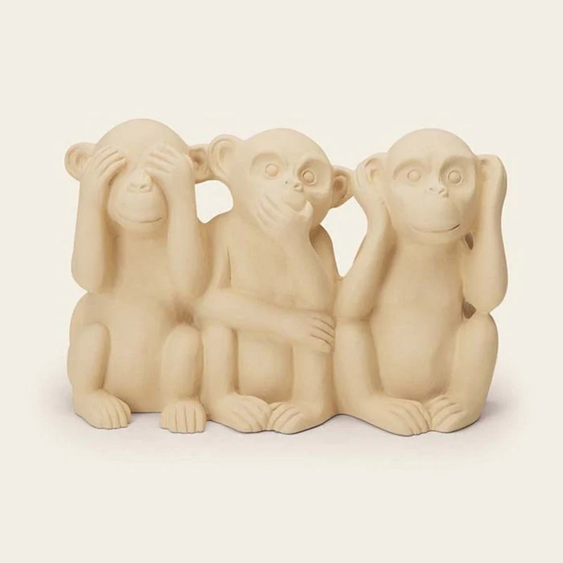Trio da Sabedoria Macacos em Cimento Bege - Image 3