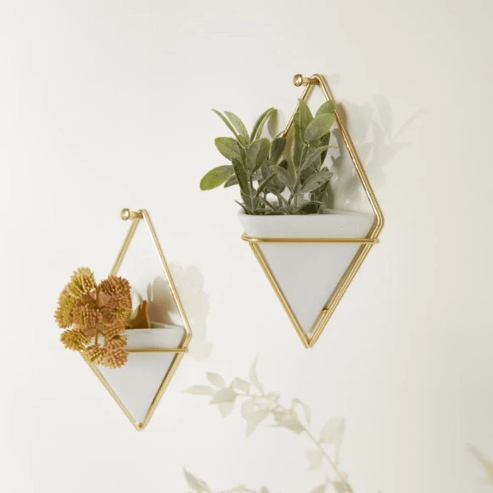Vaso Decorativo Cachepot de Parede Triangular Branco com Dourado - 2 Peças - Image 2