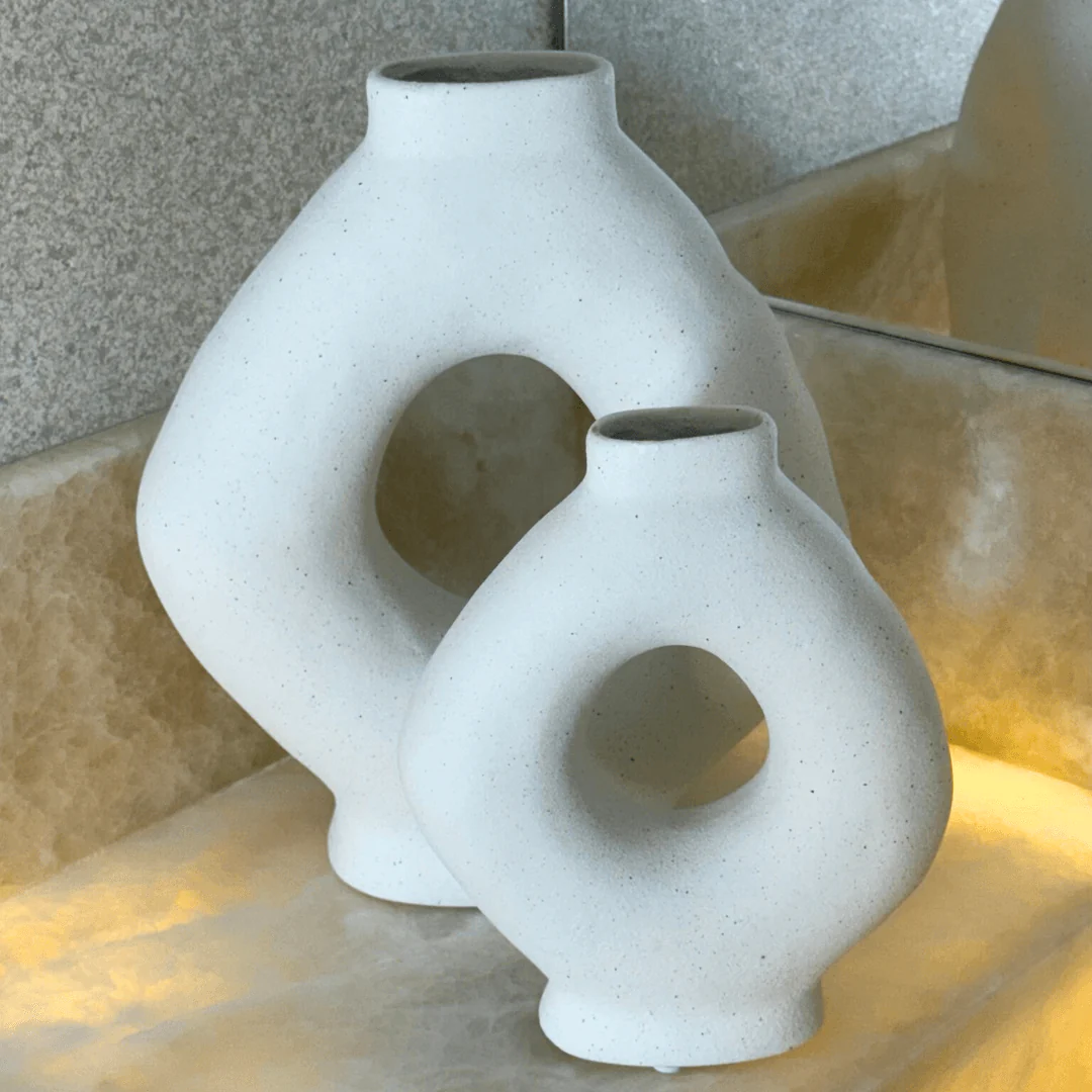 Vaso Decorativo em Cerâmica Vazado 28,5cm - Image 3